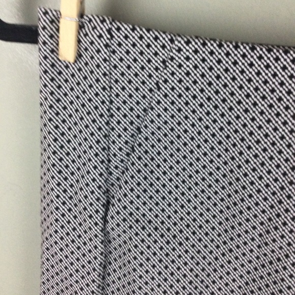 Margaret M Tulip Hem Geometric Print Pull-On Mini Skirt Size XS - Picture 4 of 9